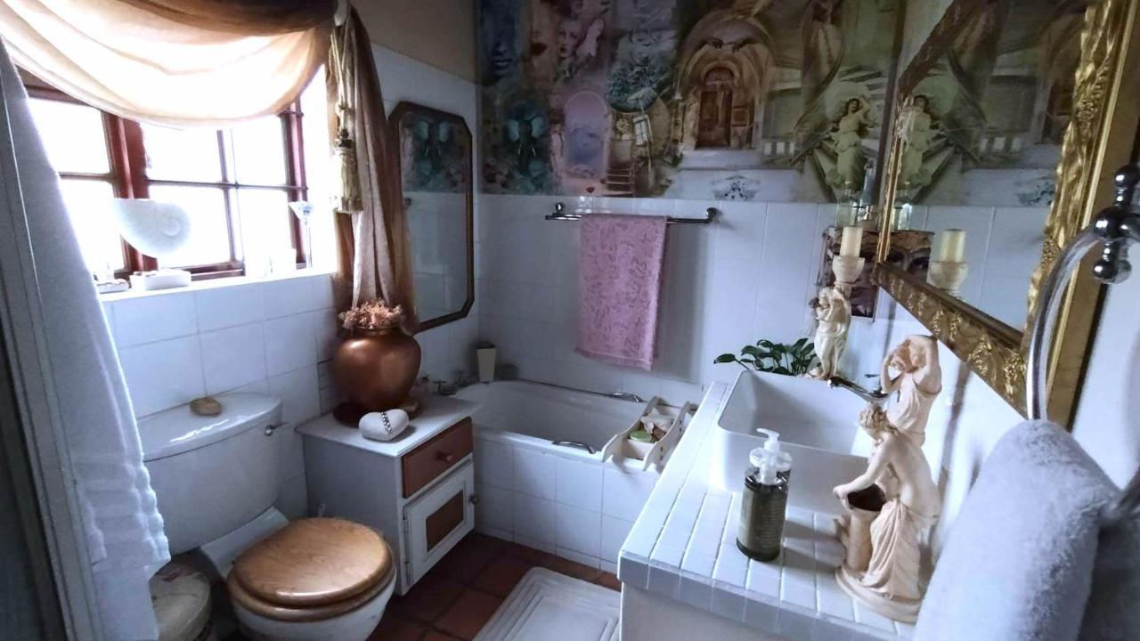 فندق Dee'S Place أقولاس المظهر الخارجي الصورة