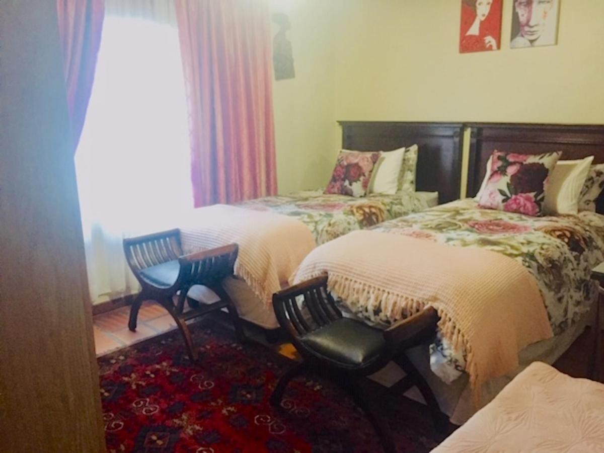 فندق Dee'S Place أقولاس المظهر الخارجي الصورة